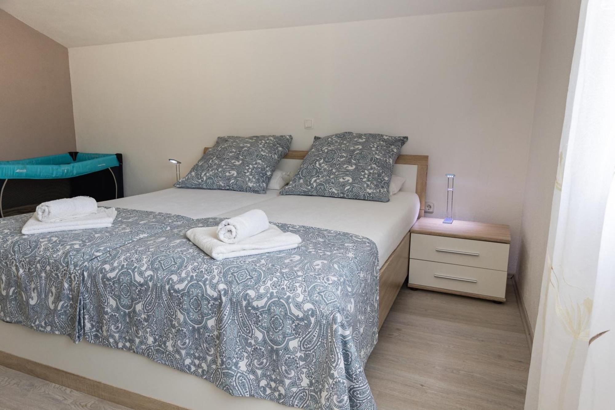 Apartments Anita Kruševo Eksteriør billede